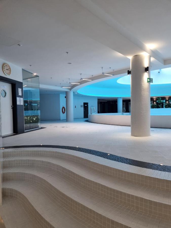 Jbhotels Apartament Comfort Hanza Tower Szczecin Exterior foto